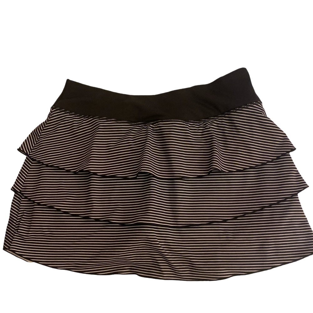 Kyodan Black and White Tiered Skort- S navy white , nylon spandex